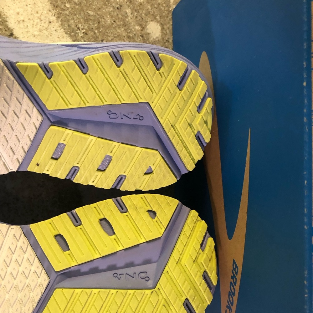 Brooks Women's Athletic Shoes - Light Blue and Lime - Picture 8 of 10